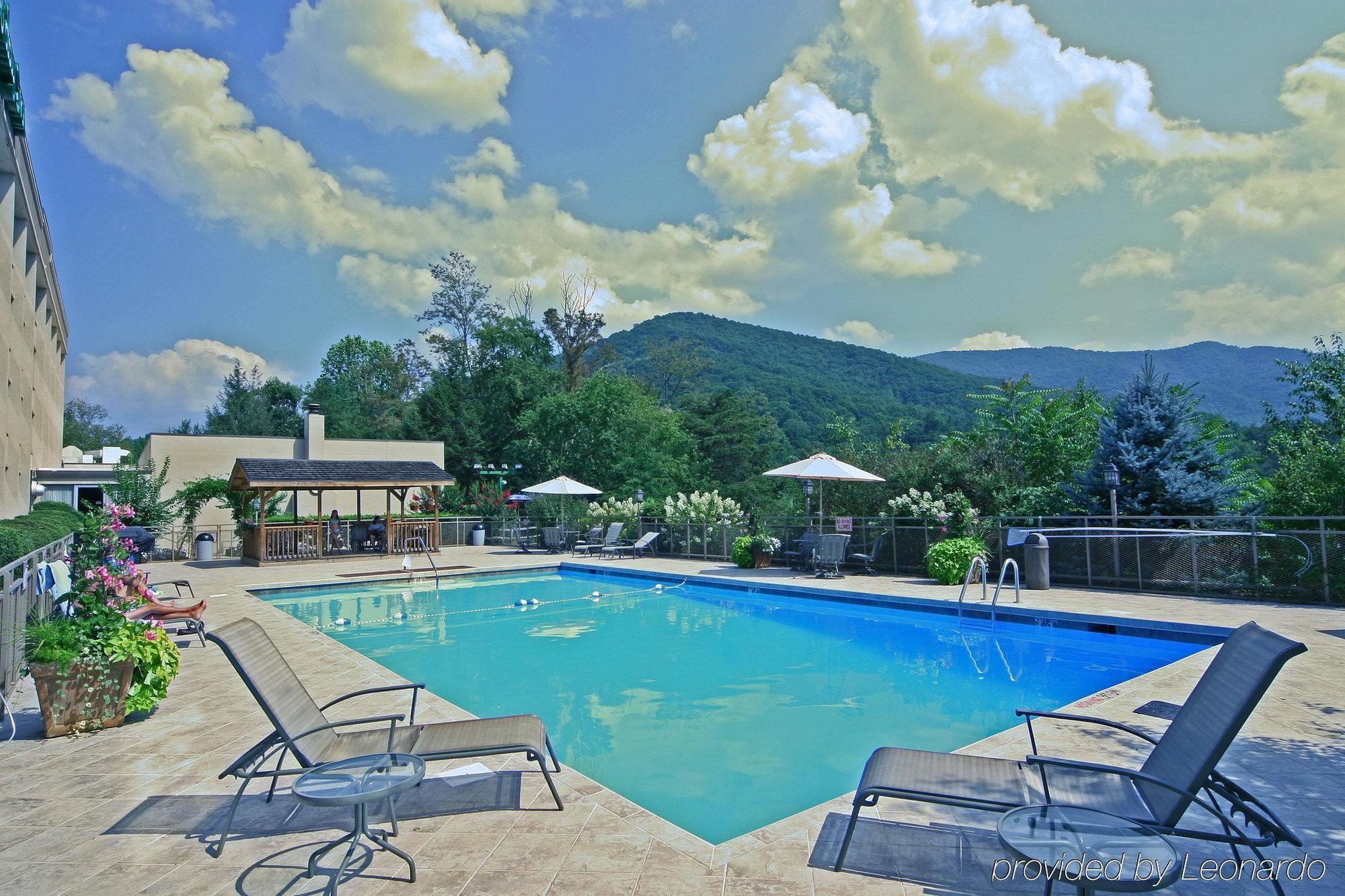 Holiday Inn Asheville East-Blue Ridge Pkwy By Ihg Facilities photo