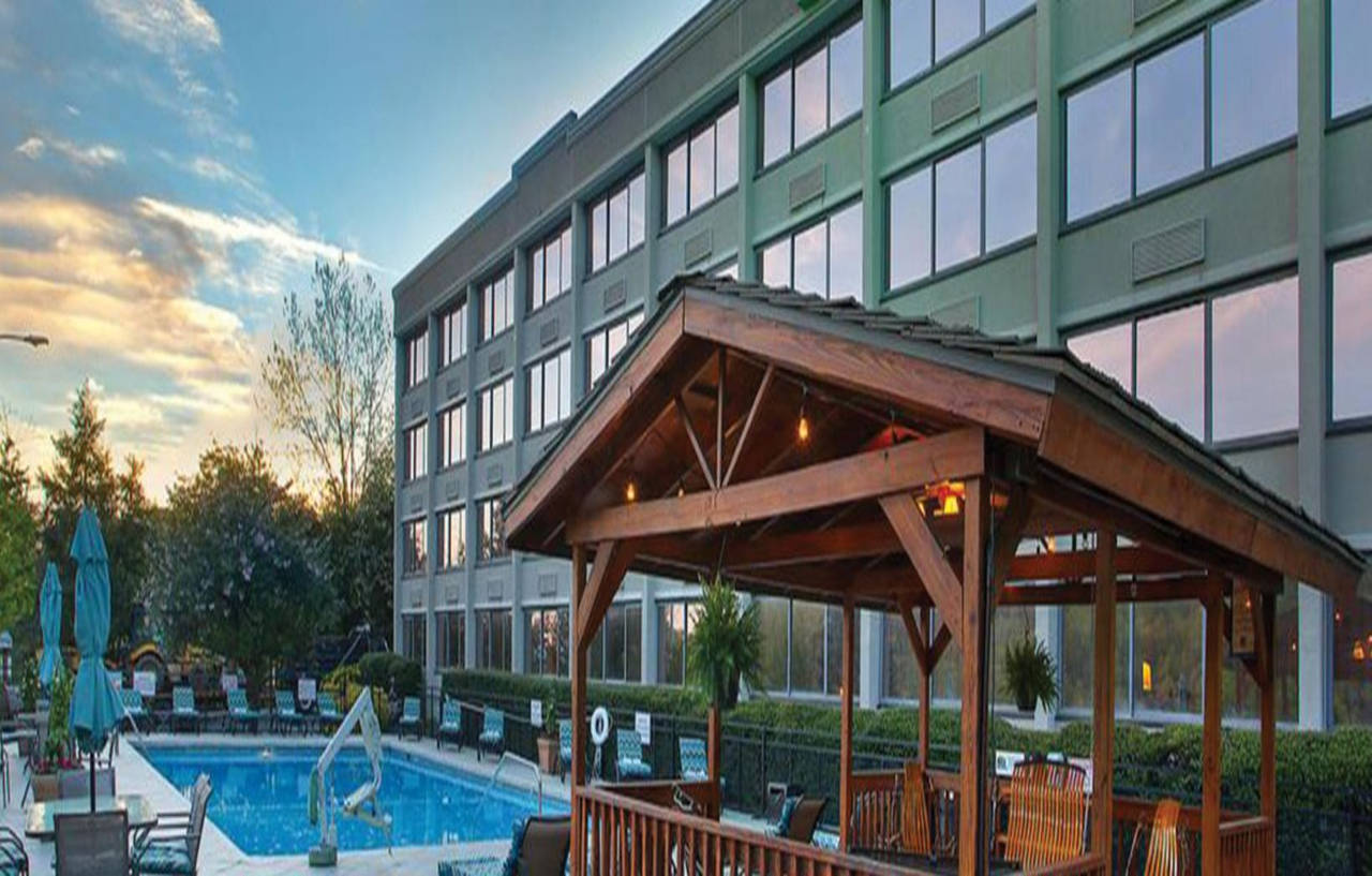 Holiday Inn Asheville East-Blue Ridge Pkwy By Ihg Exterior photo